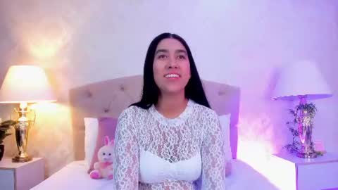 mia montess online show from 07.10.26