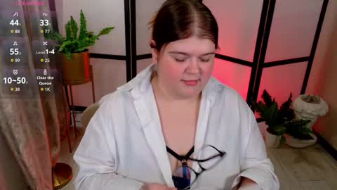 Sweet Mia online show from 11.14.25