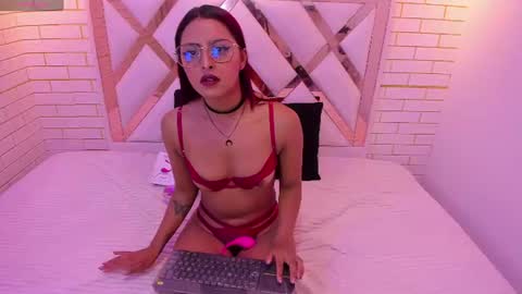mia_petite18 online show from 07.09.26