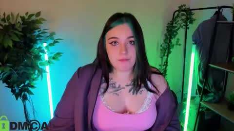 Mia online show from 03.04.26