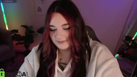 Mia online show from 04.18.26