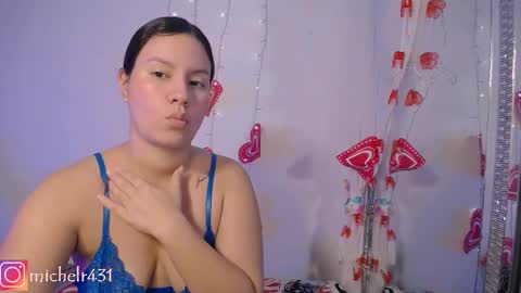 mia reys online show from 02.25.25