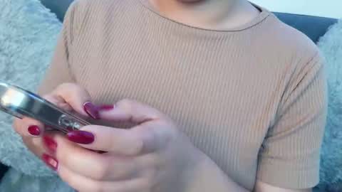 Mia Roux online show from 09.27.25