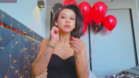 Mia online show from 01.15.25