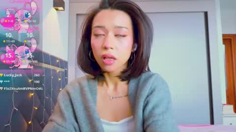 Mia online show from 03.03.25