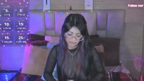 Mia online show from 06.25.26