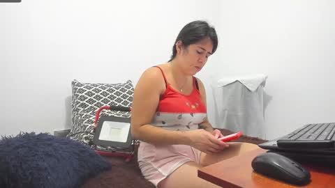 Snapshot of mia_soman chatting on 01.09.25 mia soman online show from 01.09.25