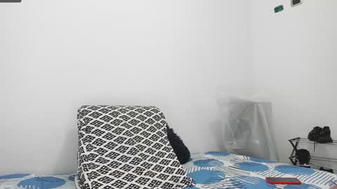 Snapshot of mia_soman chatting on 02.01.25 mia soman online show from 02.01.25