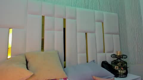 mia_vy online show from 02.24.26