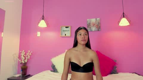 Mia Coleman online show from 11.03.25