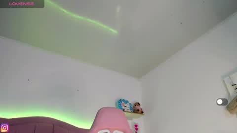 Mia online show from 06.20.26
