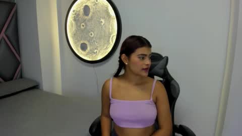 Mia online show from 09.30.25