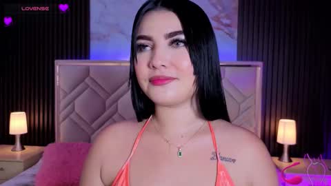 Miaa Farrel online show from 03.26.26