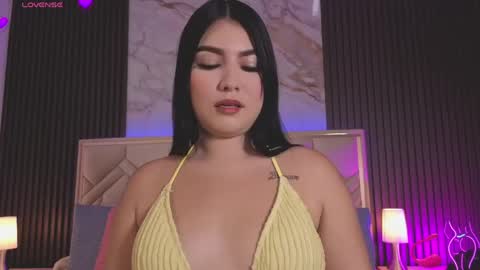 Miaa Farrel online show from 05.18.26