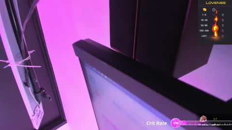 MIA LOVE online show from 12.03.25