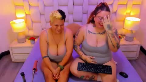 mia red hair molly short hair online show from 12.02.25