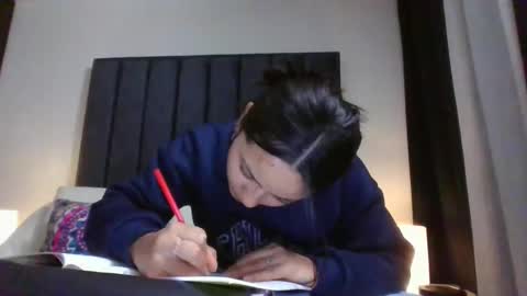 miaandnaty1 online show from 01.26.25