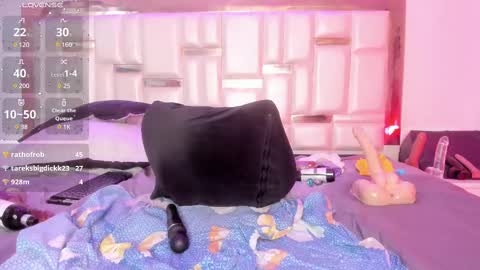 Mia  online show from 02.23.25