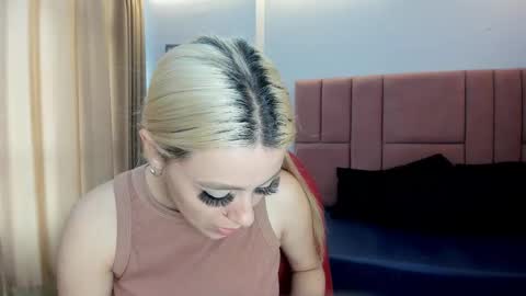 MiaCarper online show from 03.17.26