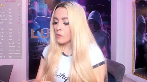 MiaCarper online show from 04.07.26