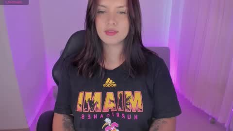 Mia online show from 10.12.25