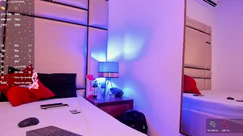 Mia Delgado online show from 12.13.25