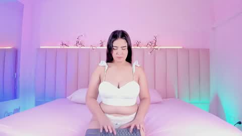 miafarrog online show from 04.19.26