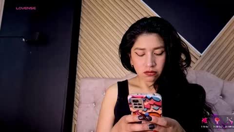 Mia Carter  Schedule 800 - 1430 gtm-5 online show from 03.23.26