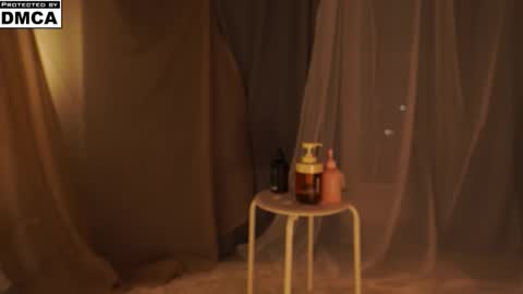 Mia online show from 11.16.25