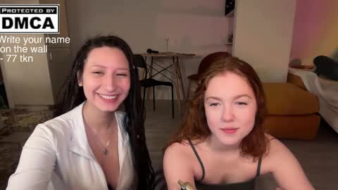 Mia online show from 04.05.26