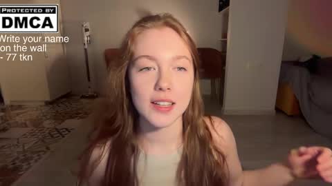 Mia online show from 04.14.26