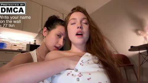 Snapshot of miafleur chatting on 04.21.26 Mia online show from 04.21.26