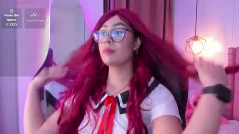 Mia online show from 06.09.26