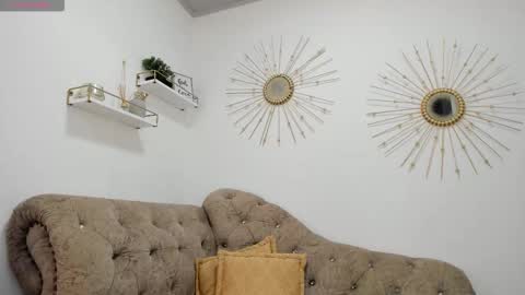 Miah Collins online show from 02.07.26