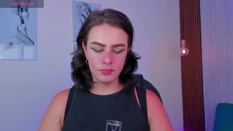 Mia Connor online show from 10.27.25