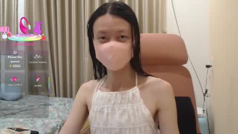 miahchan68 online show from 11.14.25