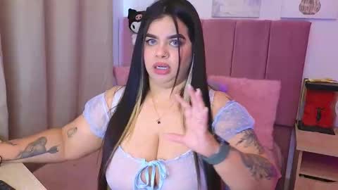 Snapshot of miahjoness chatting on 10.02.25 Miah Joness online show from 10.02.25