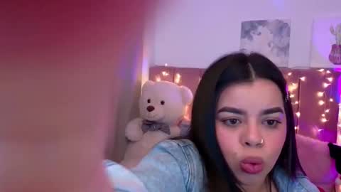 Snapshot of miahjoness chatting on 12.03.25 Miah Joness online show from 12.03.25