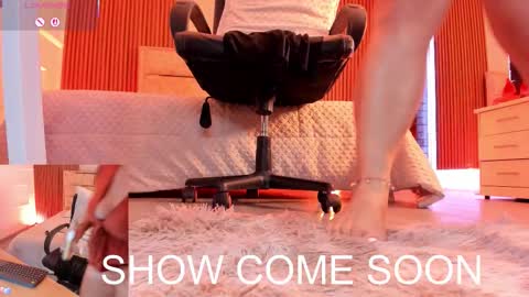 Snapshot of miahsens chatting on 11.21.25 Miah Sens online show from 11.21.25