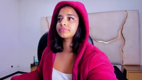 Snapshot of miahsex69 chatting on 12.05.25 miahsex69 online show from 12.05.25