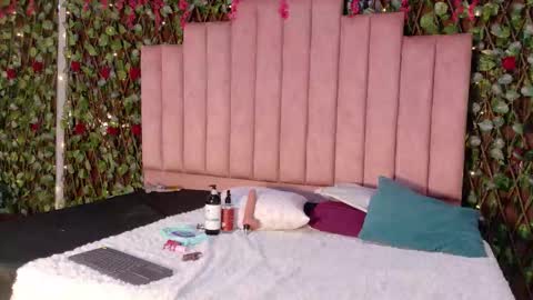 Mia online show from 01.17.26