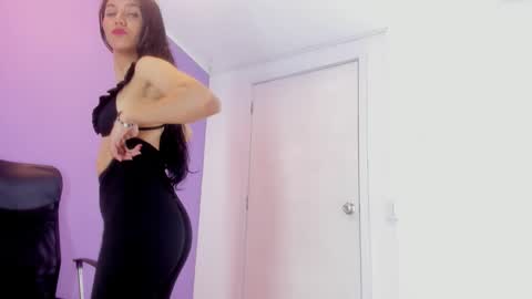 miajhonsonx online show from 11.15.25