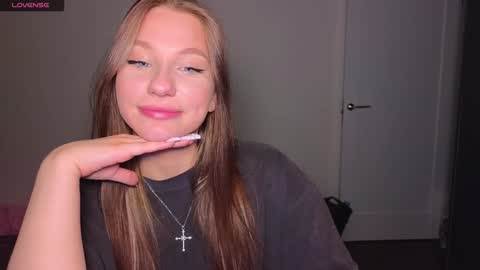 milanaaaa online show from 02.05.25