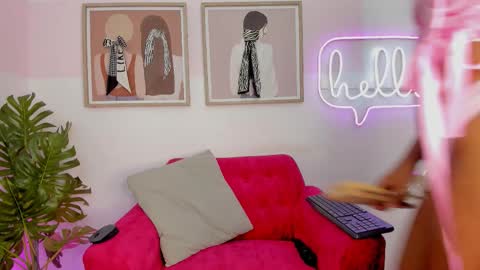 Mia Khalifa online show from 09.29.25