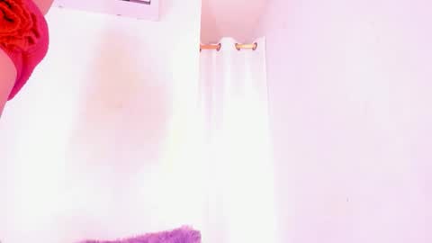 miakirshner_ online show from 12.16.25