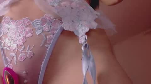 Mia online show from 02.08.26