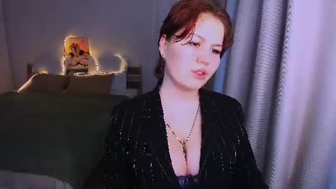 mialacrice online show from 06.30.26