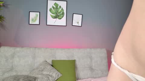 Mia online show from 02.07.26