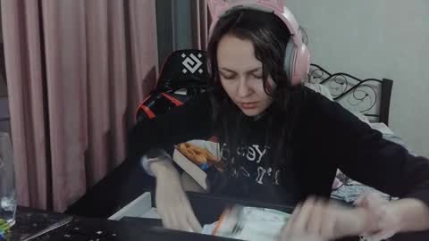 Mia online show from 01.08.26