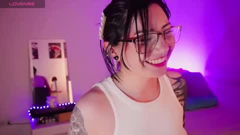 Lili online show from 02.15.26